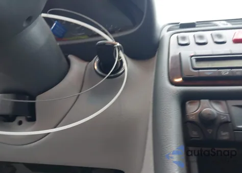 2003 Mercedes-Benz Clk 320 z USA, uszkodzony, nr VIN WDBLK65G53T144029